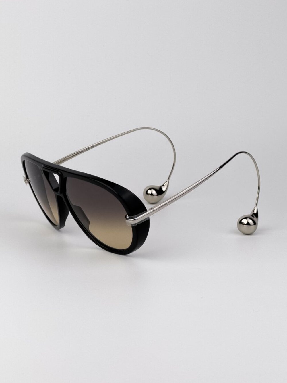 Bottega Veneta BV1273S 010 Sunglasses Black Silver Oversize Pilot Brown Gradient - Picture 3 of 9